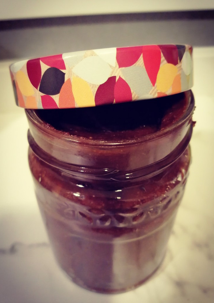 Una foto de Nutella casera sana