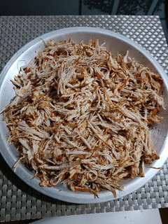 Una foto de Carne estilo COCHINITA PIBIL con ingredientes del Oxxo/tiendita en olla express