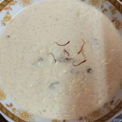 A picture of Rice kheer.
