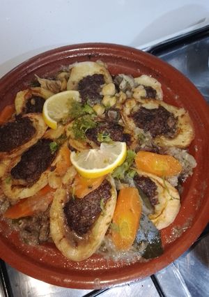 صورة لوصفة طاجين بالبطاطا واللحم المفروم