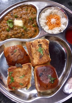 A picture of Pav Bhaji.