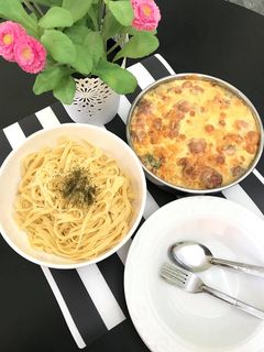 Gambar Fettuccine with baked carbonara meatball cheese