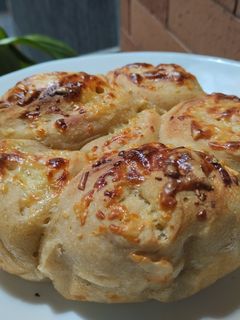 Una foto de Pan🥯🥐🧇de piña🍍sin amasar🍯🧀🥯