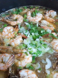 白菜鮮蝦粉絲煲 的食譜成品照片