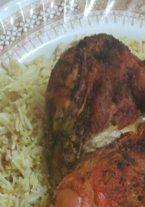 صورة لوصفة رز ودجاج في الفرن مدخن