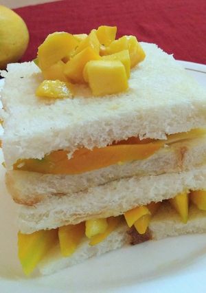 A picture of Mango sandwich.