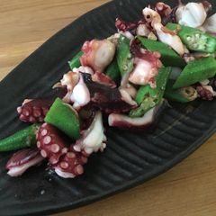 A picture of Octopus & Okura (Tacokura).