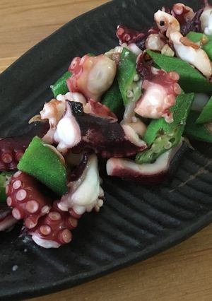 A picture of Octopus & Okura (Tacokura).