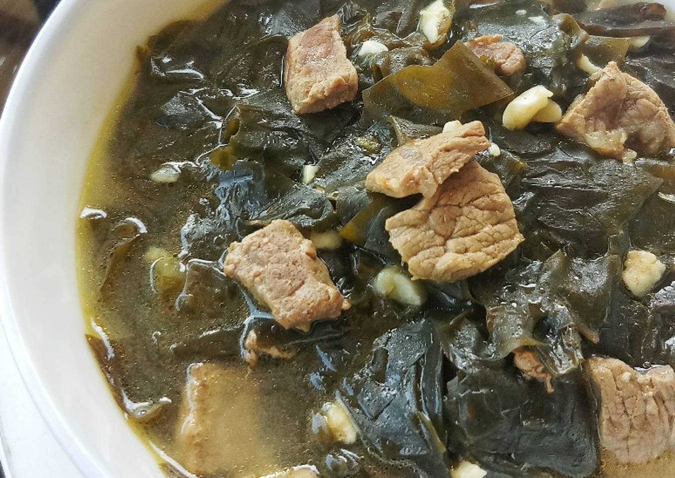 Korean Seaweed Soup (Miyeok-guk)