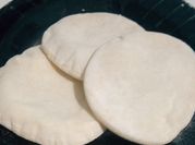 Una foto de rellenos para pan de pita