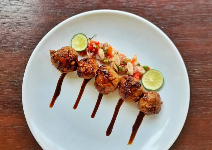 Cara bikin 860. Bakso Bakar Sambal Matah Cara bikin 860. Bakso Bakar Sambal Matah