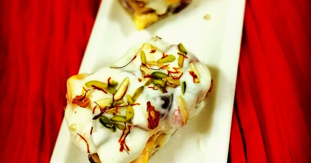 Instant Fruits Pastry(Eggless) Recipe by Shikha Gupta Cookpad