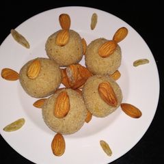 A picture of Rajasthani churma ladoo.