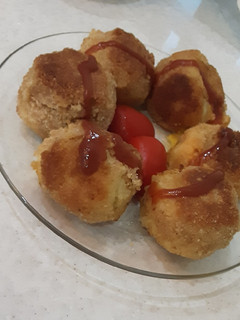 عکسی از دستور توپک سیب زمینی پنیری😍😋