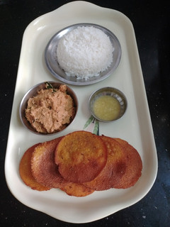 *கத்தரிக்காய் சுட்ட துவையல்*(katthirikkai sutta thuvayal recipe in tamil) செய்முறை முக்கிய புகைப்படம்