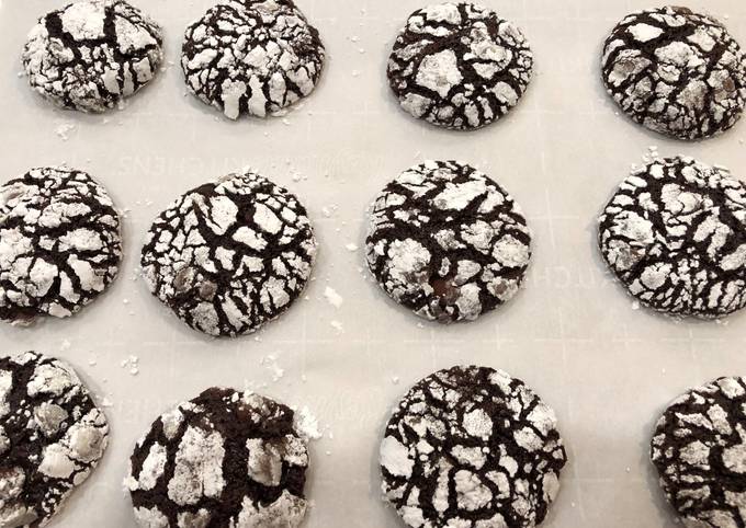 Simple Way to Prepare Speedy Mocha Orange Crinkle Cookies