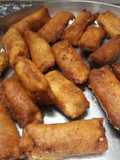 Schezwan paneer bread rolls