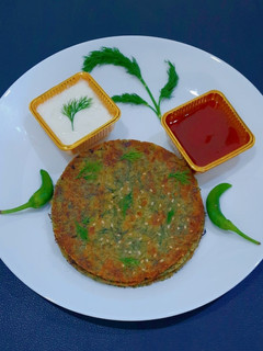સુવા ની ભાજી ના ઢેબરા (Suva Bhaji Dhebra Recipe In Gujarati) રેસીપી મુખ્ય ફોટો