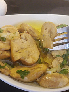 Una foto de Champiñones a la vinagreta