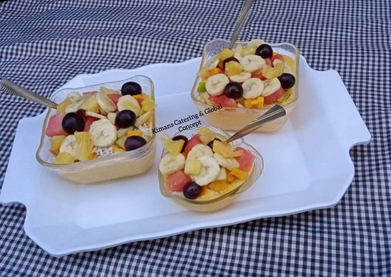 Fruits custard