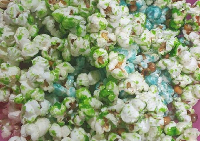 Popcorn Rainbow Caramel