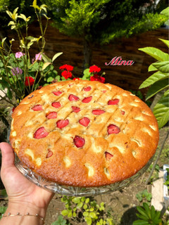 عکسی از دستور کیک توت فرنگی