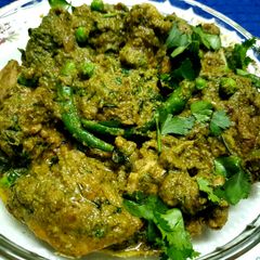 A picture of Green Peas and Coriander Green Chicken Karahi.