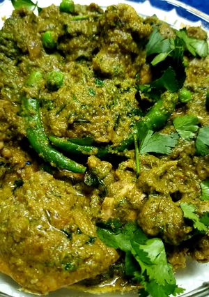 A picture of Green Peas and Coriander Green Chicken Karahi.