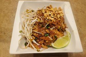 Chicken Pad Thai recipe main photo