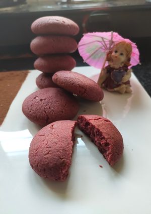 A picture of Red velvet cookies.