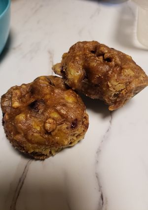 A picture of Berry Banana Muffins.
