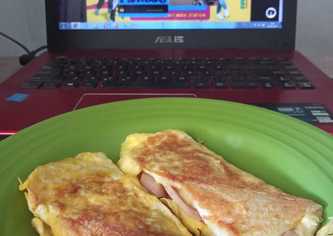 Sandwich Roti Omelet