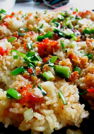 Hình của món Cơm cháy chiên người ta vô bếp.