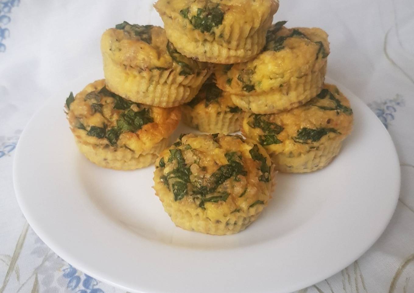 Mini frittatas de huevo con quinoa y espinacas