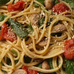 A picture of Vickys Veggie Pesto Spaghetti, GF DF EF SF NF.