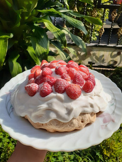 Foto resep Strawberry Pavlova