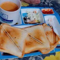 A picture of Potato and cheese sandwich.