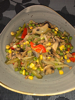 Una foto de Verduras con carne