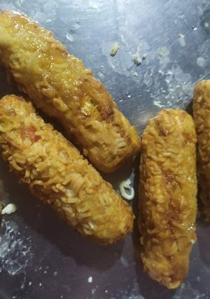 स्प्रिंग रोल्स (spring roll recipe in Hindi) रेसिपी मुख्य फोटो