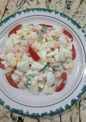 A picture of Macaroni salad.