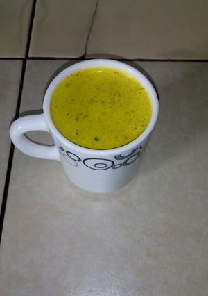 A picture of Immune boosting turmeric tea.