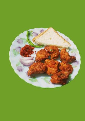 A picture of Onion Jowar Atta Pakoda.