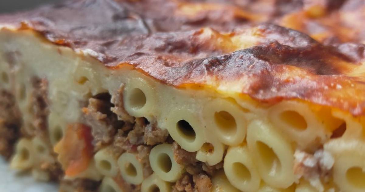 &amp;quot;Pastitsio&amp;quot;- Makkaroniauflauf mit Béchamelsauce und Hackfleisch Rezept ...