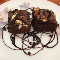 Walnut brownie A picture of Walnut brownie.