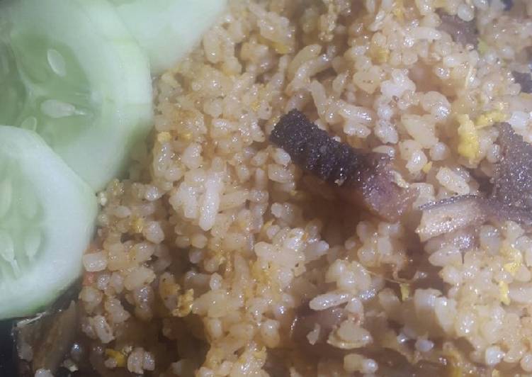 Langkah Mudah untuk Menyiapkan Nasi goreng babat rendang, Lezat Sekali