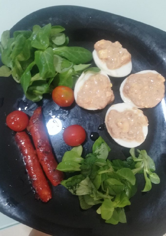 Una foto de Huevos rellenos
