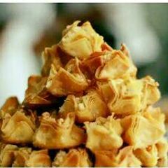 A picture of Pistachio Baklava.