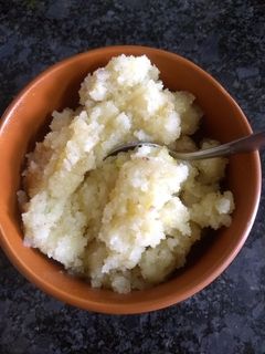 शिरा (shira recipe in marathi) रेसिपी चे मुख्य फोटो