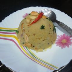 A picture of Semolina Upma with maggi magic masala.