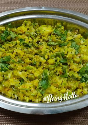 A picture of Cauliflower-Tuvar-Peas Sabzi.